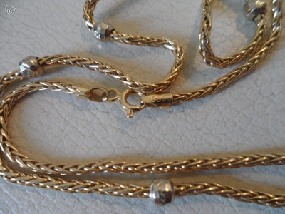 Kultainen kaulakoru 14K
