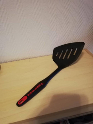 Tupperware Leveä paistinlasta