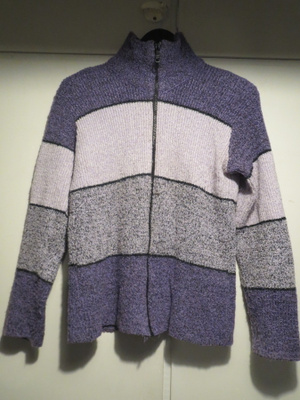 Lila-violetti neuletakki, m-xl