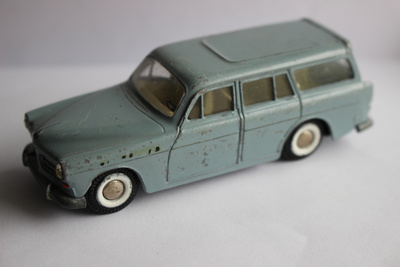 Tekno Volvo Amazon farmari