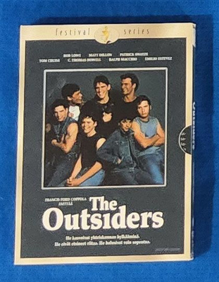 Outsiders – kolmen jengi