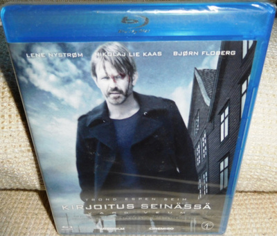 Kirjoitus Seinässä (muoveissa) Blu-ray