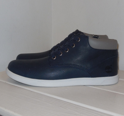 40 - Timberland tummansiniset nilkkurit * UUDET
