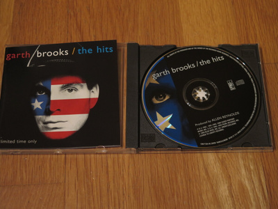 Garth Brooks - The Hits CD