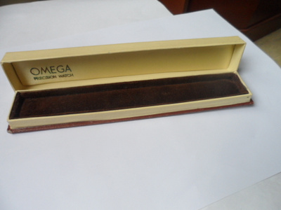 Omega laatikko