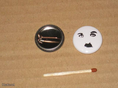 Chaplin rintanappi 1" j4