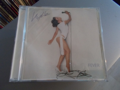 CD KYLIE ** FEVER **