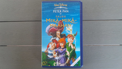 VHS: Peter Pan Ja Paluu Mikä-Mikä-Maahan (Walt Disney 2001)