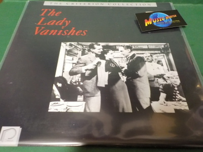 THE LADY VANISHES EX/EX LASERDISC (W)