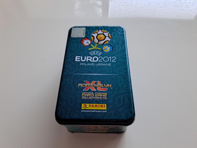 Peltinen keräilykorttilaatikko UEFA EURO 2012!