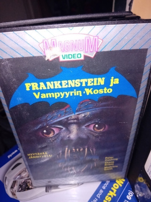 VHS Frankenstein ja vampyyrin kosto ( SIS POSTIKULU  )