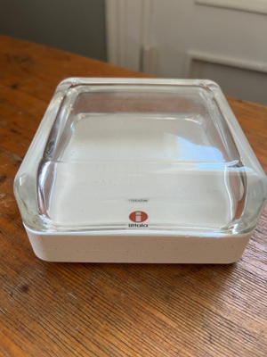 Iittala Anu Penttinen Vitriini valkoinen iso n. 10cm x 10cm