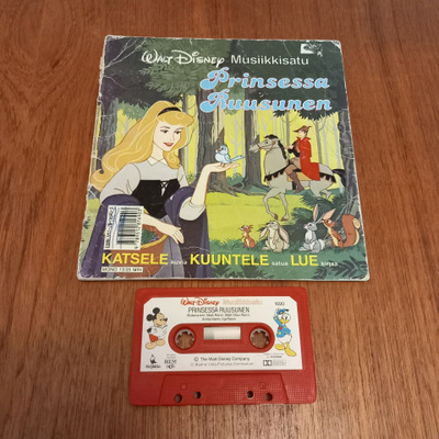 Walt Disney musiikkisatu Prinsessa Ruusunen kirja & kasetti
