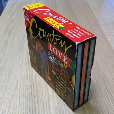 Alkup. Esittäjät - Country Love 3 CD Box