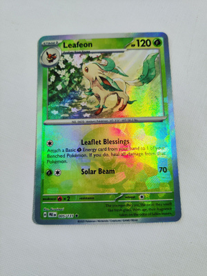 Leafeon (Poke Ball) Prismatic Evolutions 005/131