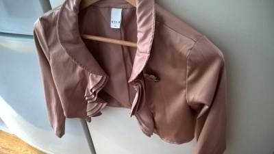 Vila roosa / puuterinsävyinen lyhyt Jakku / Bolero - koko XS