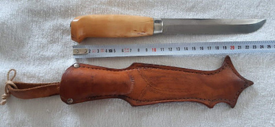 Marttiinin Ilves puukko isokokoinen.