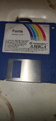 Commodore Amiga Fonts Version 2.05 disk