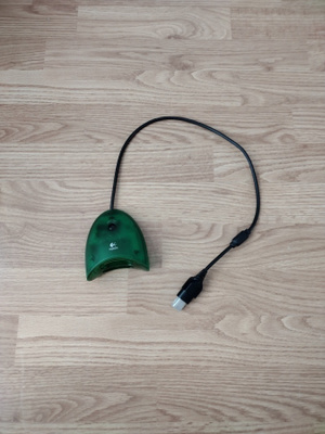 Xbox Logitech ohjaimen vastaanotin