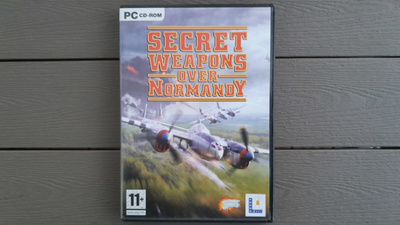 PC CD: Secret Weapons Over Normandy peli (2003)