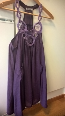 Paper Scissors lila Toppi / Tunika pitsillä - koko 34-36