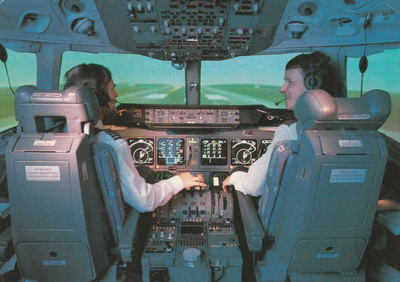 LENTOKONEKORTTI - MD11 COCKPIT - 2