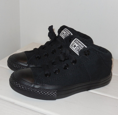 30 - Converse All Star mustat tennarit * UUDET