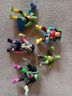 Pikkumonsterit, vintage figuurit 1990-luvulta