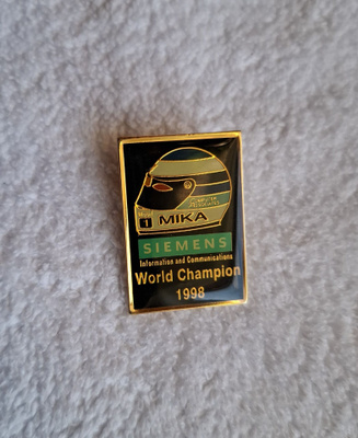 World Champion 1998 Mika Häkkinen Siemens pinssi