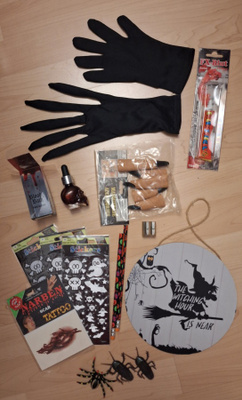 Halloween mm. tekoverta noitahanskat ötököitä