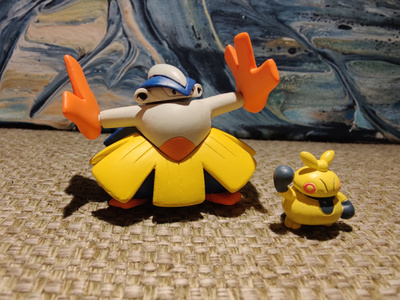 Pokemon Zukan Hariyama ja Makuhita