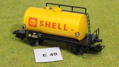#E49 Märklin 4502 tankkivaunu Shell