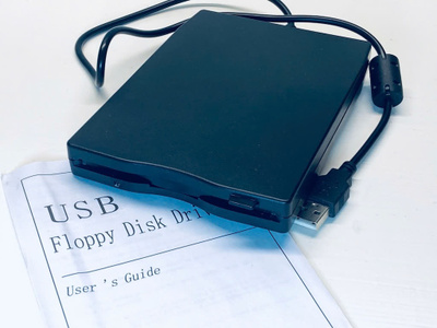 USB Floppy 3.5" Disk Drive