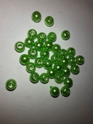 Vaaleanvihreä pyöreä helmi 4mm
