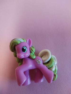 My little poni figuuri,kuvat on.