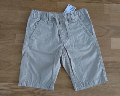 Shortsit 122 cm - uusi