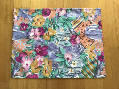 Puuvillasekoitteinen koristetyynynpäällinen ( 70 x 55 cm )
