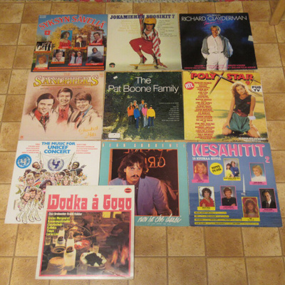 10 kpl:n paketti LP-levyjä