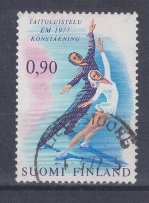 1977 Taitoluistelu loistoleimalla.