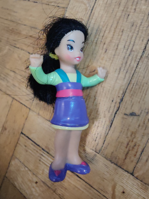 Disney Mulan lapsena