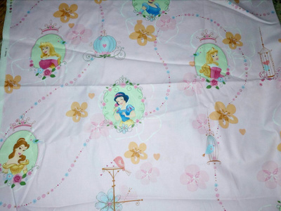 Disney Prinsessat puuvillakangas 140x250cm