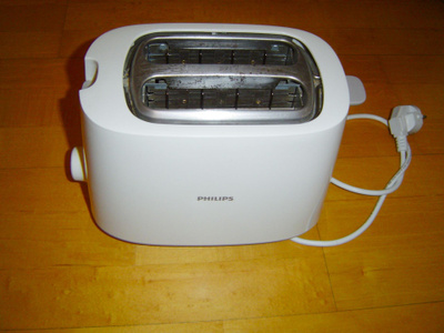 LEIVÄNPAAHDIN PHILIPS * VÄRI VALKOINEN