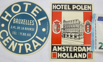 2 MatkalaukkuMerkkiä Tarraa Hotellit Belgia Hollanti 1950-l