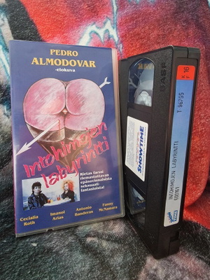 Intohimojen Labyrintti (Pedro Almodovar) VHS