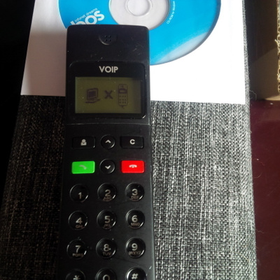 Skype USB -puhelin ja CD