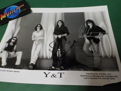Y&T PROMOKUVA KAHDELLA NIMMARILLA