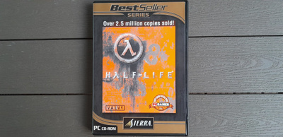 PC CD: Half-Life peli (2001)