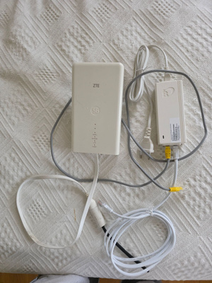 ZTE MC7010 5G ULKOREITITIN+ OSA KAAPELEISTA (KTS. KUVA) 