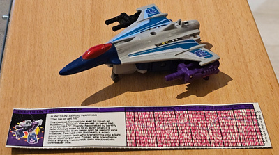 Transformers G1 NEEDLENOSE (Targetmasters) 1988 + tech spec