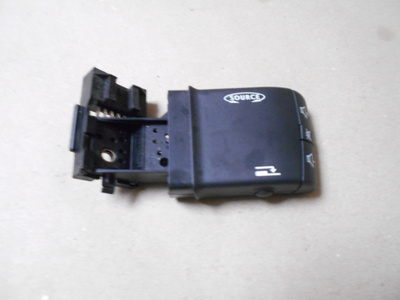 Radion säätimet Renault 8200103769. Renault Megane II.